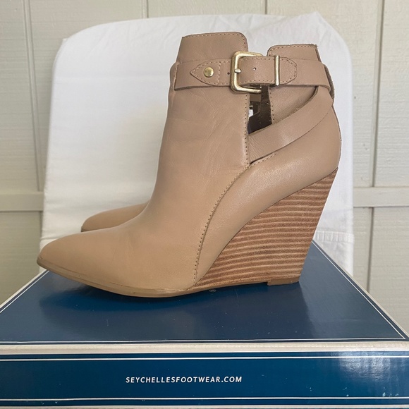 SEYCHELLES Leather Wedge Booties - Picture 1 of 11